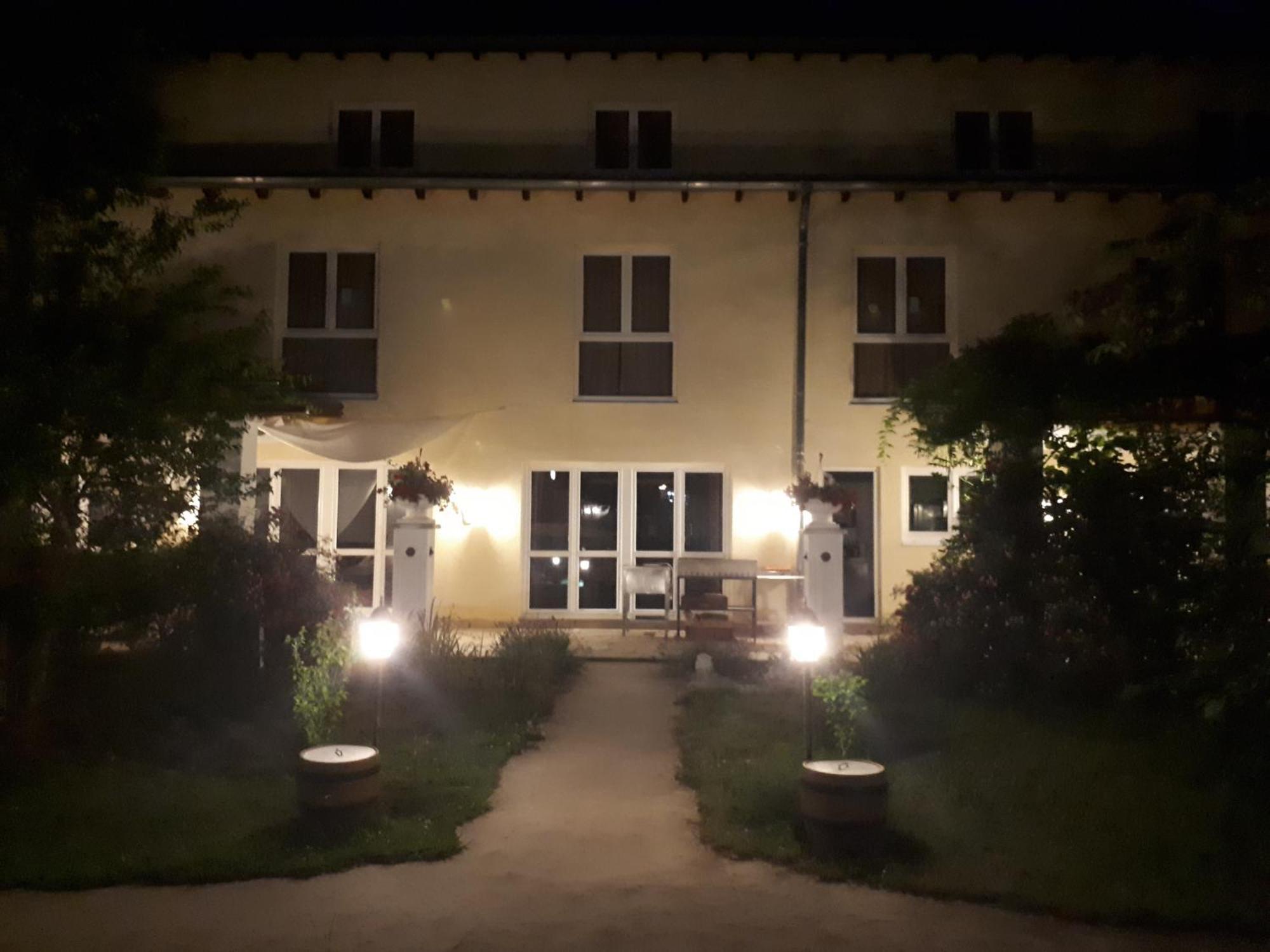 Mediterran Hotel Juwel Karlstein am Main Exterior foto