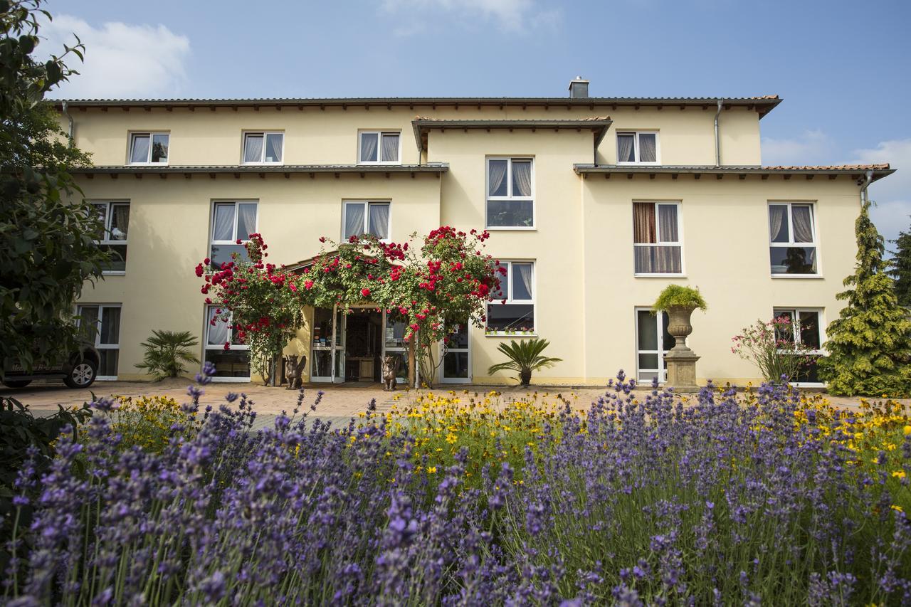 Mediterran Hotel Juwel Karlstein am Main Exterior foto